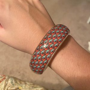 VV Thick Bangle-Bracelet